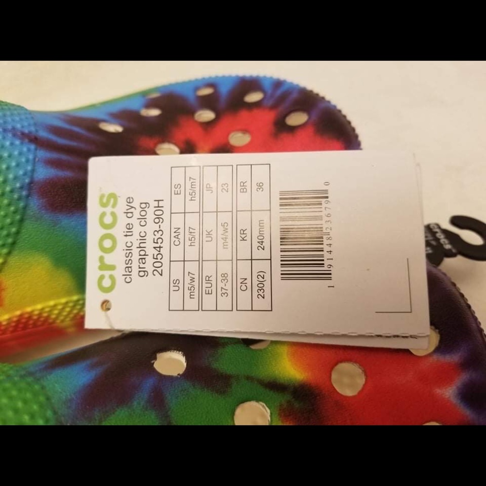 Wmns sz 7 Classic Tie Dye Croc - Picture 6 of 6